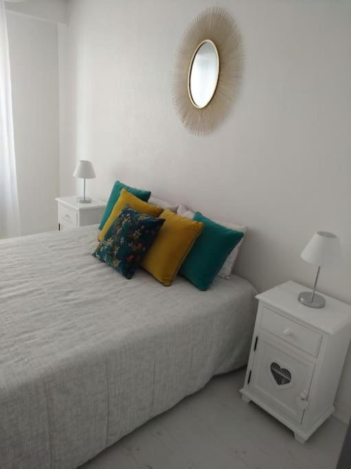Appartement 2 Pieces Avec Une Grande Terrasse, 3 Etoiles, Wifi, Box Pour Vehicule Et Velos Les Sables-d'Olonne Exterior photo