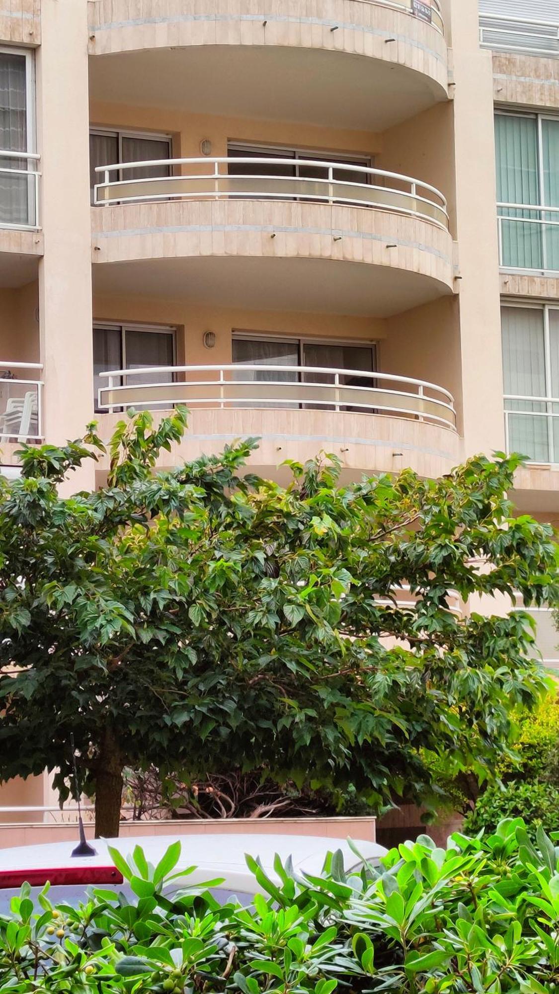 Appartement 2 Pieces Avec Une Grande Terrasse, 3 Etoiles, Wifi, Box Pour Vehicule Et Velos Les Sables-d'Olonne Exterior photo
